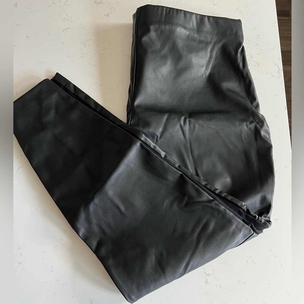BNWOT Marks and Spencer black Vegan Leather front panel leggings Size UK20